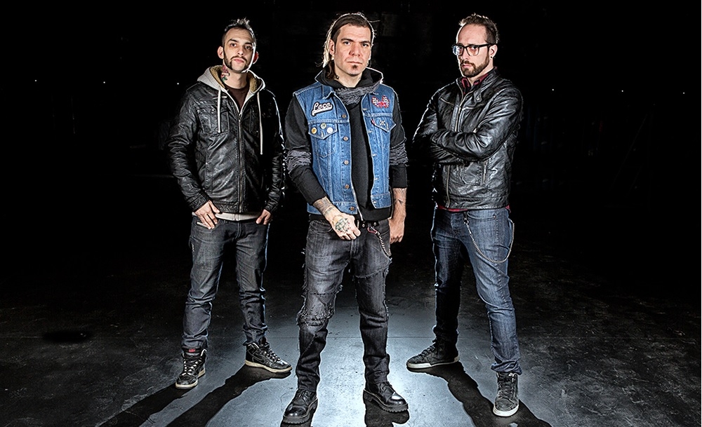 &iexcl;Festejan con todo! Carajo celebra los 15 a&ntilde;os de vida con un doble lanzamiento