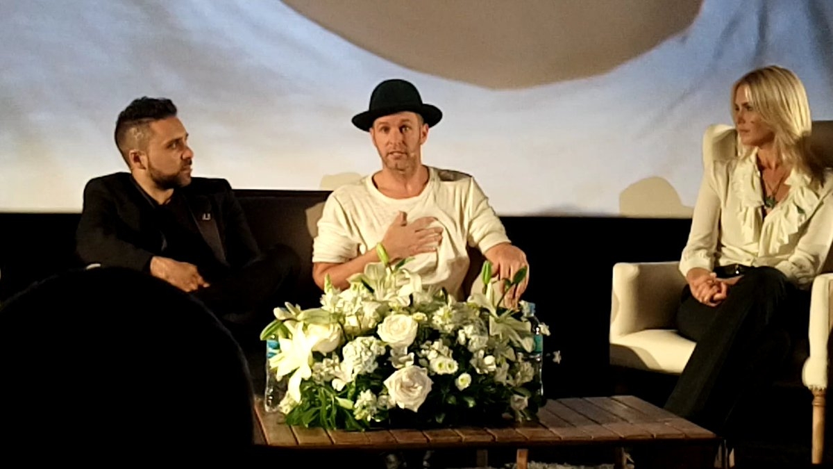 Axel se tom&oacute; un d&iacute;a "para mover el mundo"