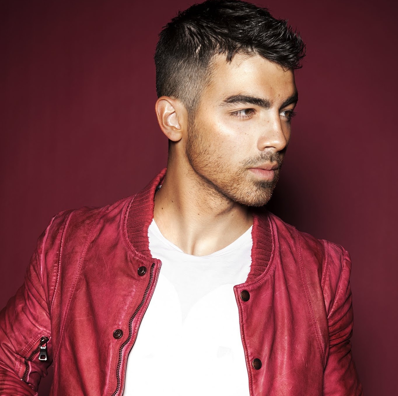 Ultra hot: Joe Jonas pos&oacute; semidesnudo