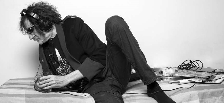 Charly Garc&iacute;a present&oacute; el primer single de su nuevo &aacute;lbum