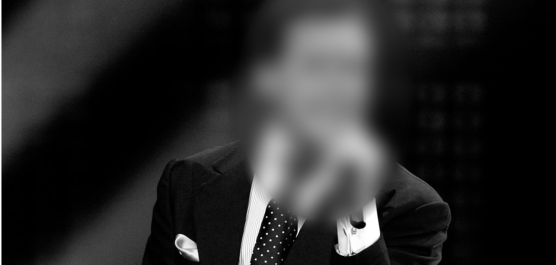 Ordenaron el arresto de este famoso cantante