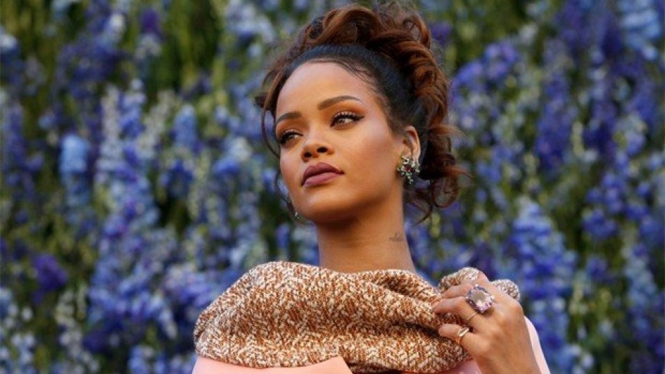 Los l&iacute;deres pol&iacute;ticos le contestan a Rihanna