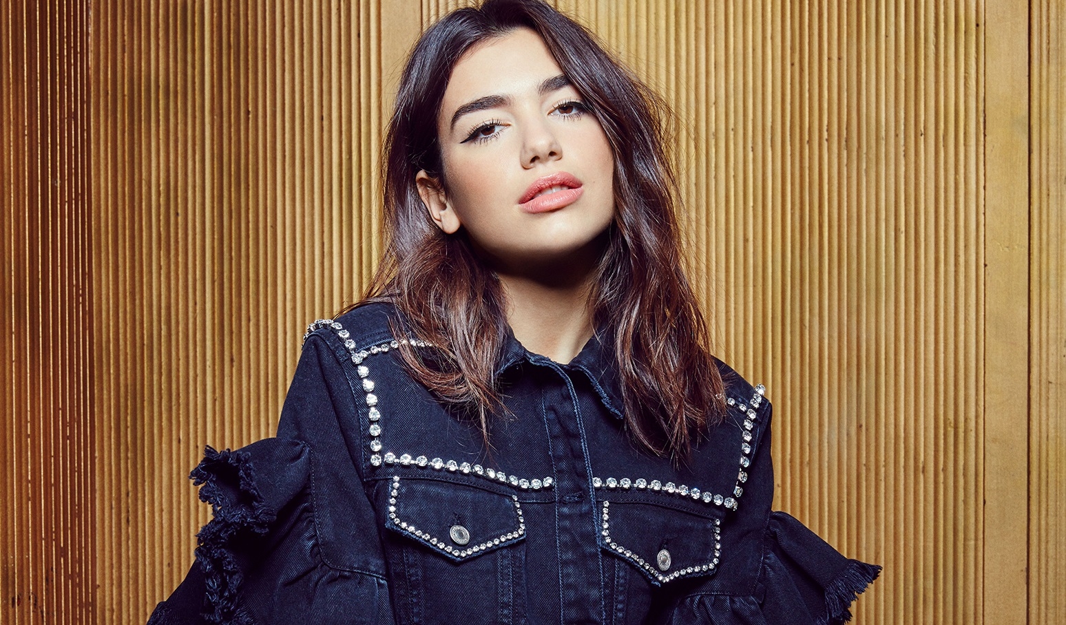 Dua Lipa elige tu m&uacute;sica hoy