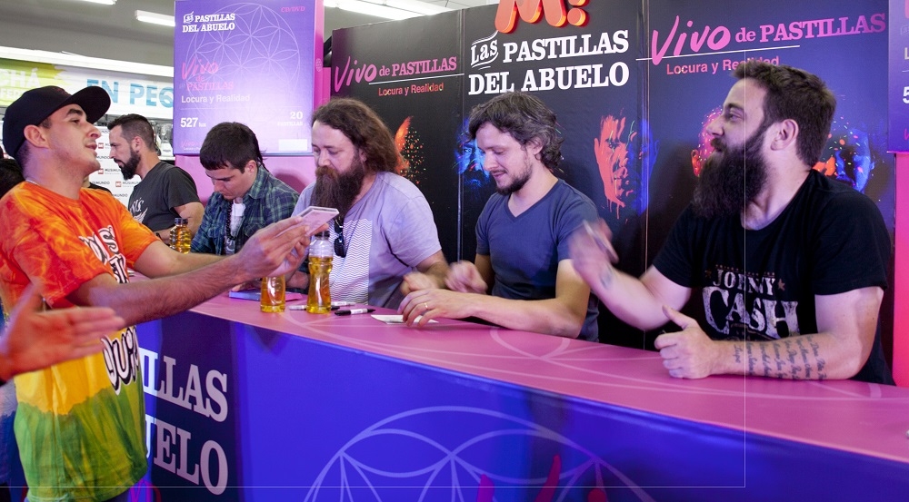 Las Pastillas del Abuelo: &ldquo;Nos han dicho &lsquo;nos salvaron la vida con sus canciones&rsquo;&rdquo;