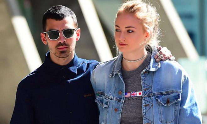 &iexcl;Joe Jonas y Sophie Turner salieron de paseo por Buenos Aires!