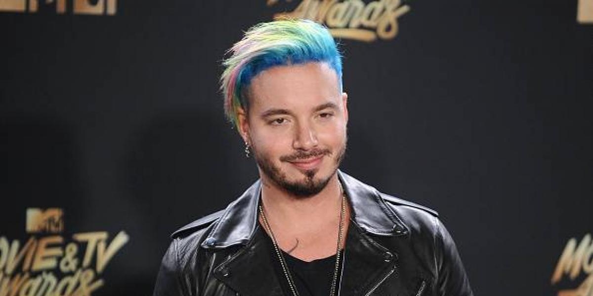 La Navidad est&aacute; cerca &iexcl;y J Balvin lo sabe!