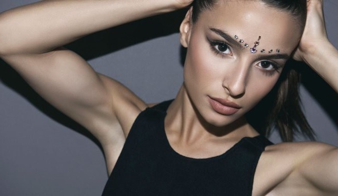 &iexcl;En vivo! Esto es lo que est&aacute; haciendo Brenda Asnicar justo en este momento