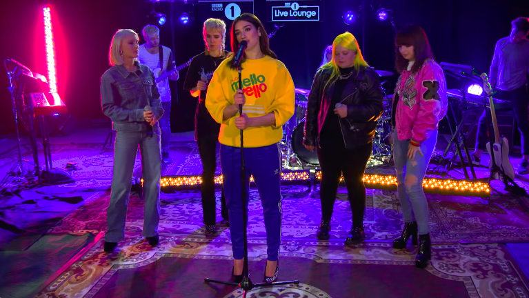 &iexcl;En vivo! Charli XCX, Dua Lipa, Zara Larsson, M&Oslash; y Alma se unieron para una incre&iacute;ble colaboraci&oacute;n