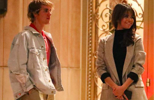 Justin viaj&oacute; a Jamaica para la boda de su pap&aacute; &iexcl;y Selena lo acompa&ntilde;&oacute;!