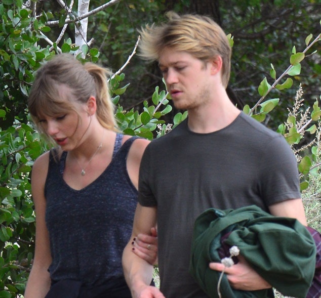 &iexcl;Por fin! Taylor Swift se mostr&oacute; en p&uacute;blico con Joe Alwyn