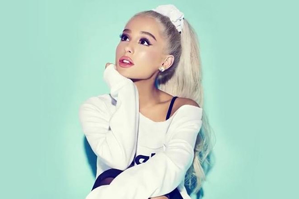 Ariana Grande y Pete Davidson coquetean a la vista de todo el mundo &iexcl;en Instagram!