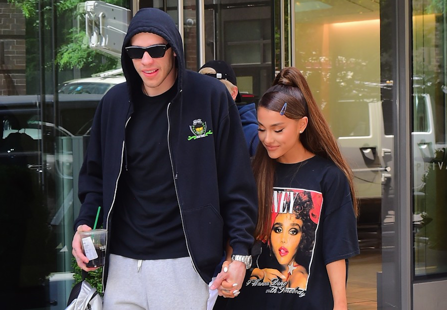 &iexcl;Ariana Grande y Pete Davidson se hicieron un tatuaje juntos!