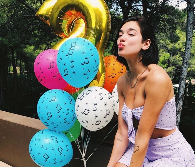 La incre&iacute;ble fiesta de cumplea&ntilde;os de Dua Lipa en Ibiza