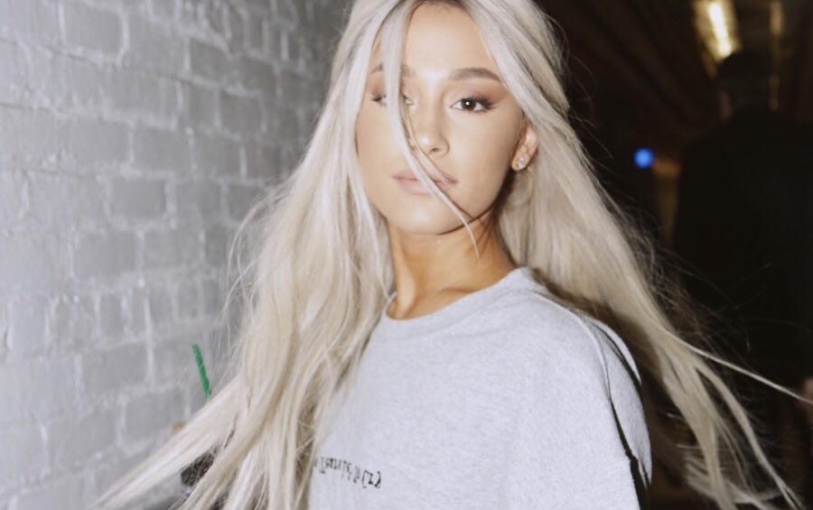 El mensaje de Ariana Grande que tiene preocupados a sus fans