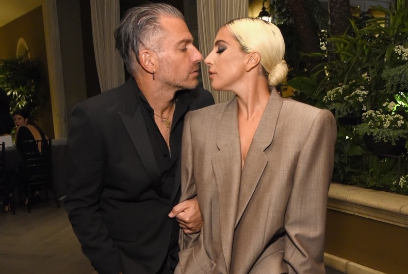 Lady Gaga confirm&oacute; que est&aacute; comprometida