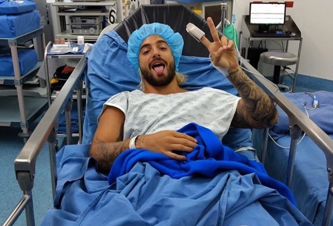 El mensaje de Maluma tras ser internado e intervenido quir&uacute;rgicamente