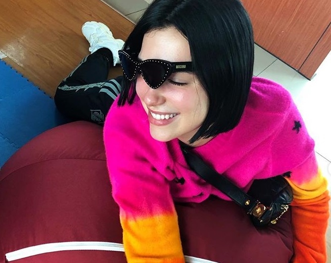 Dua Lipa intent&oacute; combatir el jet lag con tequila &iexcl;y este fue el resultado!