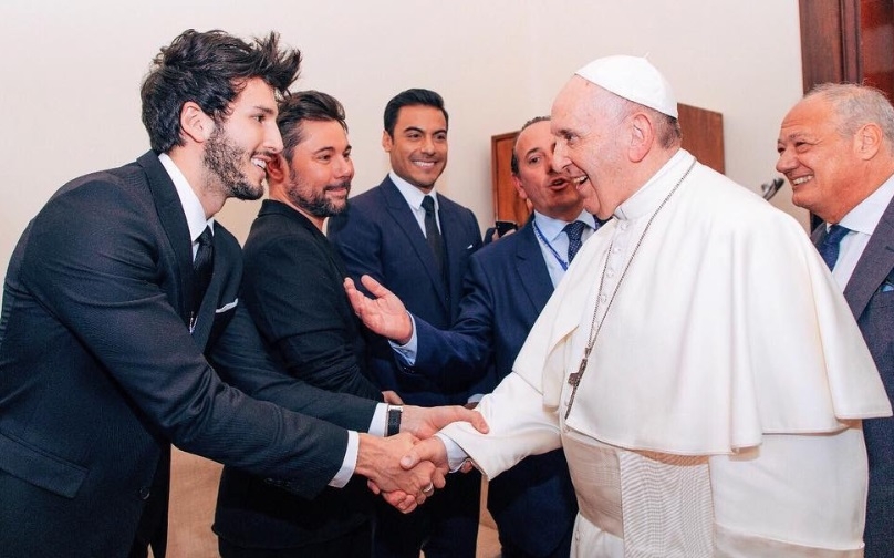 &iexcl;Del Vaticano a &ldquo;Cristina&rdquo;! Todo esto est&aacute; viviendo Sebasti&aacute;n Yatra