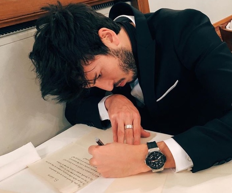 Esta fue la carta que Sebasti&aacute;n Yatra le entreg&oacute; al Papa Francisco