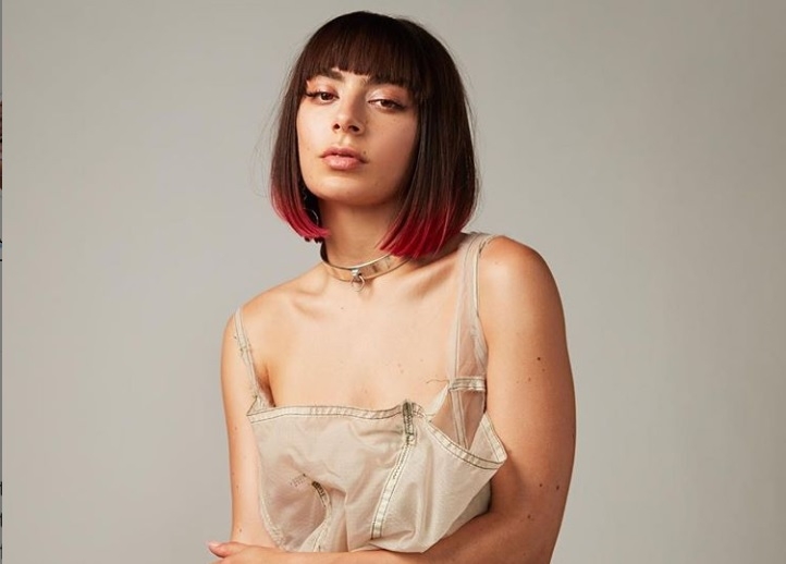 La declaraci&oacute;n de Charli XCX que preocup&oacute; a sus fans: &ldquo;A veces ni siquiera quiero ser una artista&rdquo;
