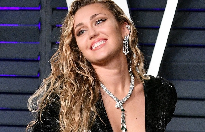 Miley Cyrus tiene un nuevo tatuaje &iexcl;con mucho significado!