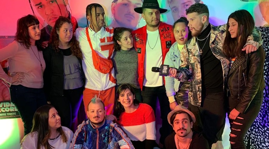 &iexcl;Piso 21 le respondi&oacute; todo a sus fans!