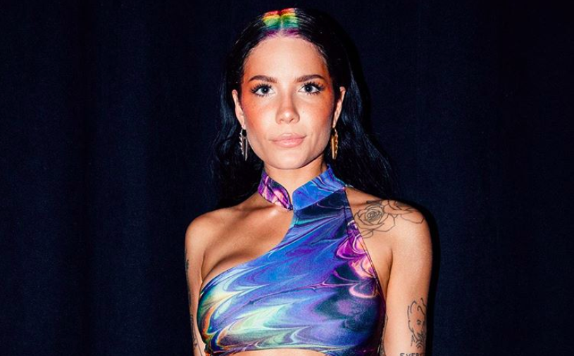 Halsey despert&oacute; el amor de sus fans con sus preparativos de Halloween