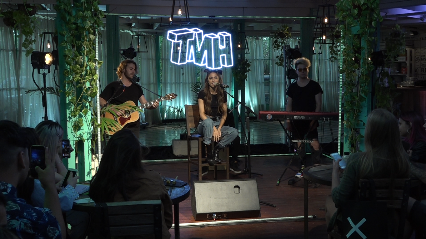 #Reversi&oacute;nTMH: Tini interpret&oacute; &ldquo;Oye&rdquo; en formato ac&uacute;stico &iexcl;y se la dedic&oacute; a Sebasti&aacute;n Yatra!