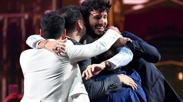 El blooper de Sebasti&aacute;n Yatra en los Premios Lo Nuestro