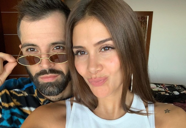 Mike Bahia relata el momento en que conoci&oacute; a Greeicy