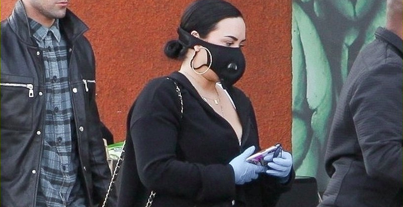 Demi Lovato se protege del Coronavirus