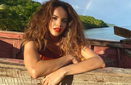 Los consejos de Leslie Grace para trabajar en el estudio en casa