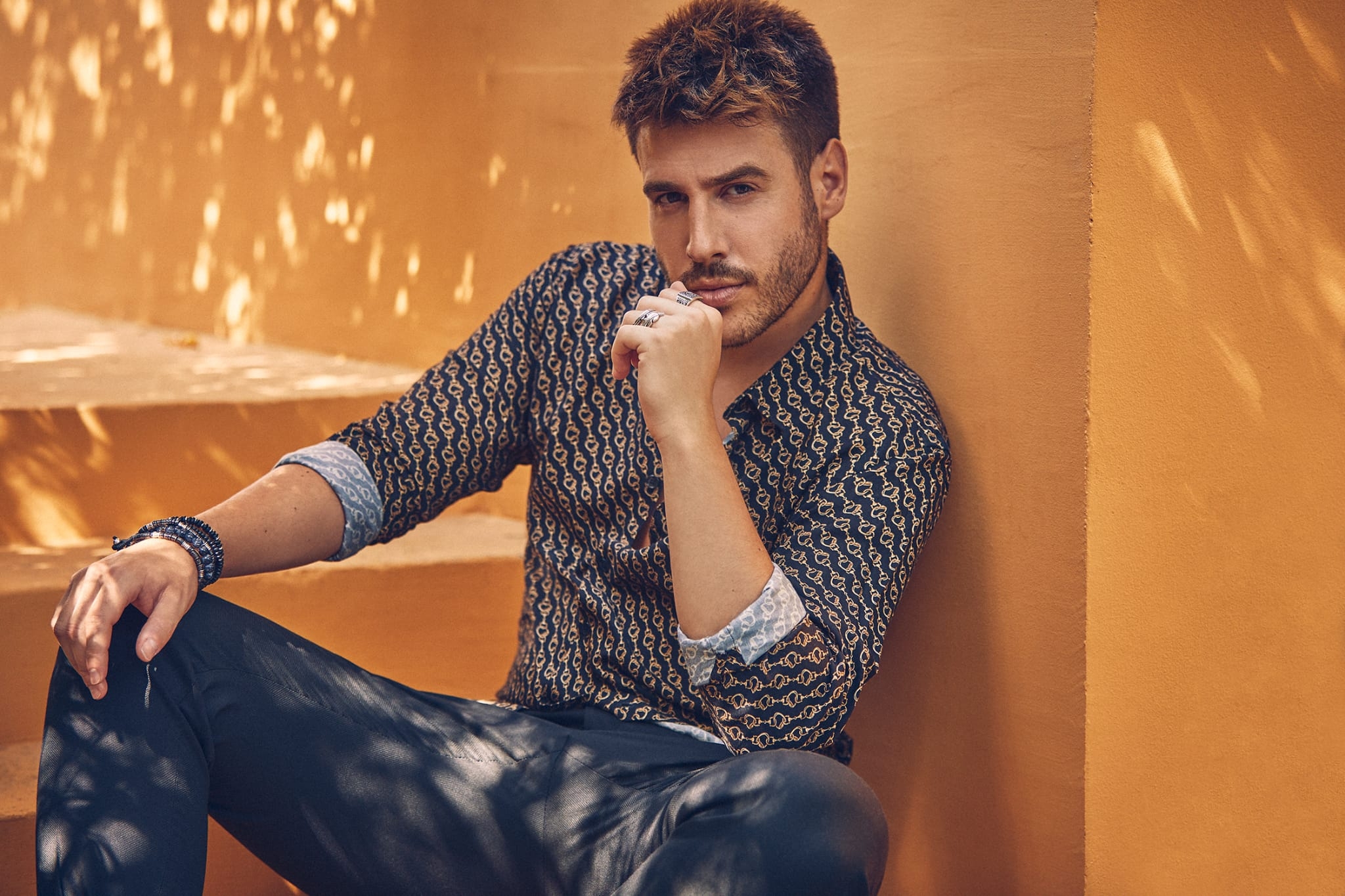 Antonio Jos&eacute; no pasa la cuarentena solo… &iexcl;ella es su compa&ntilde;era!