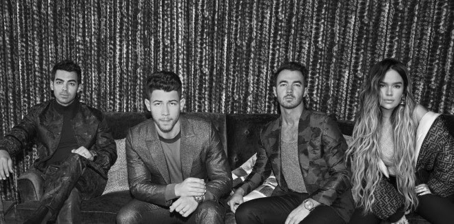 Los Jonas Brothers acaban de lanzar el video de su colaboraci&oacute;n con Karol G