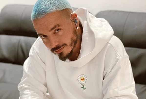 Mira la reacci&oacute;n de J Balvin al ser confundido con Maluma