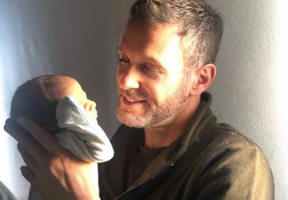 Axel comparti&oacute; una tierna noticia con sus fans