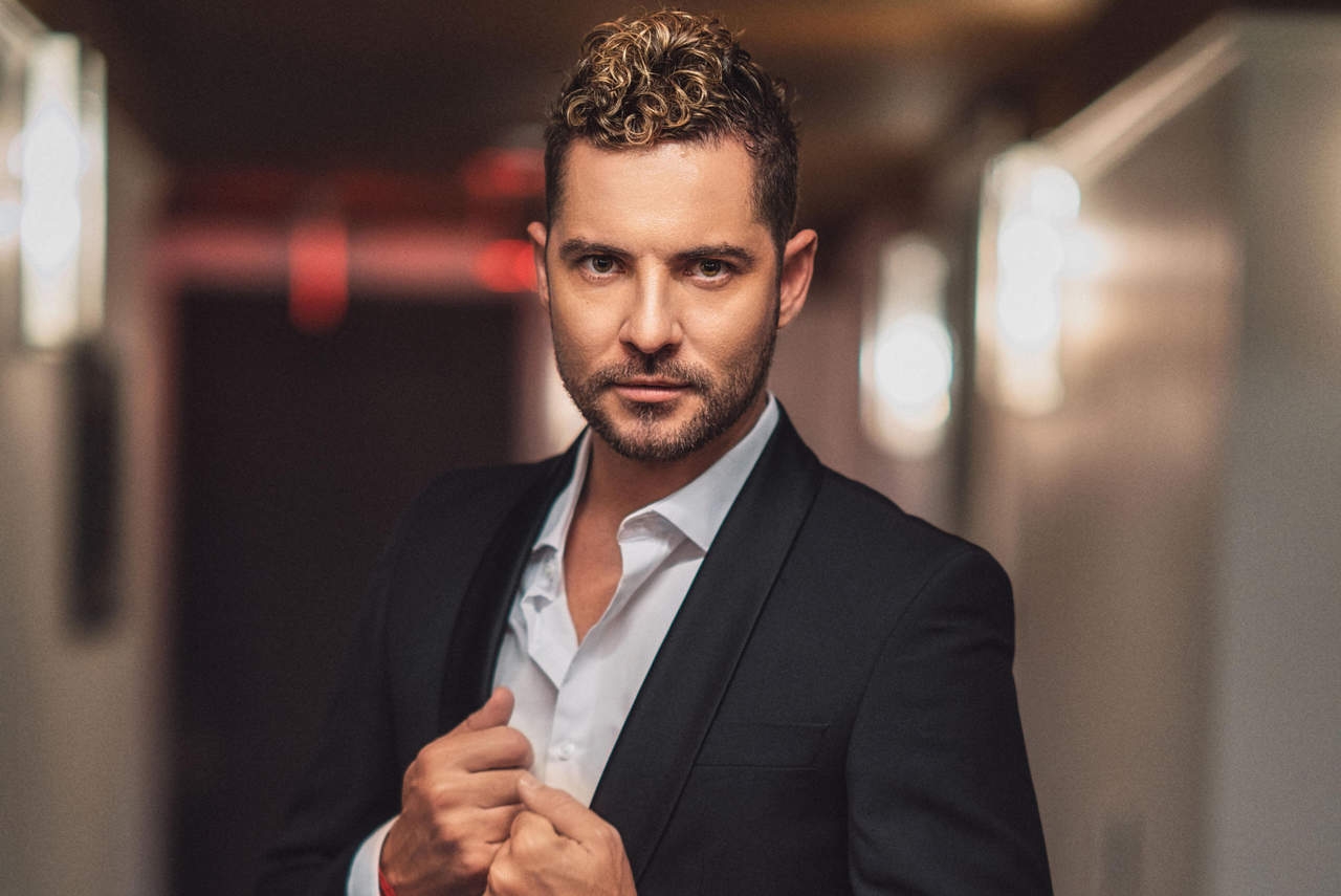 David Bisbal est&aacute; de vuelta en el estudio