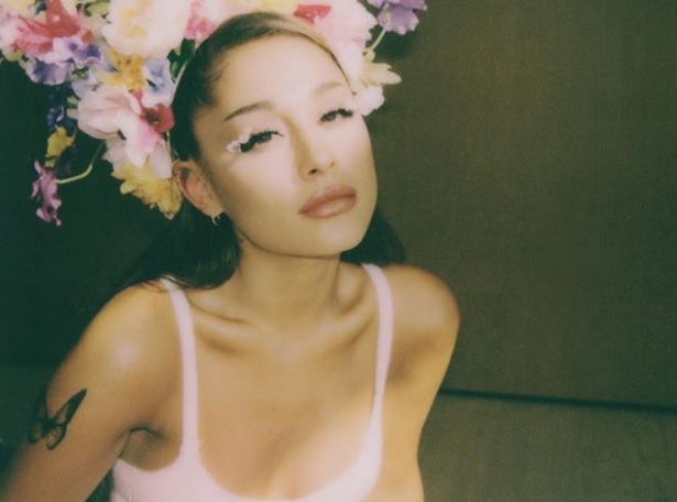 &iexcl;Flores, abrazos y buena onda! As&iacute; festej&oacute; Ariana Grande su cumplea&ntilde;os