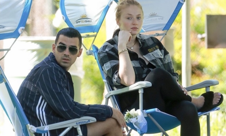 El paseo de Joe Jonas y Sophie Turner
