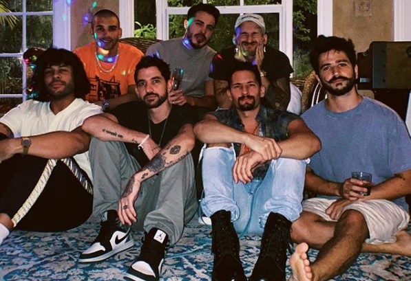 &iquest;Se viene el remix de &ldquo;Favorito&rdquo;?