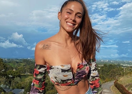 Mira esta versi&oacute;n especial del &uacute;ltimo tema de Greeicy