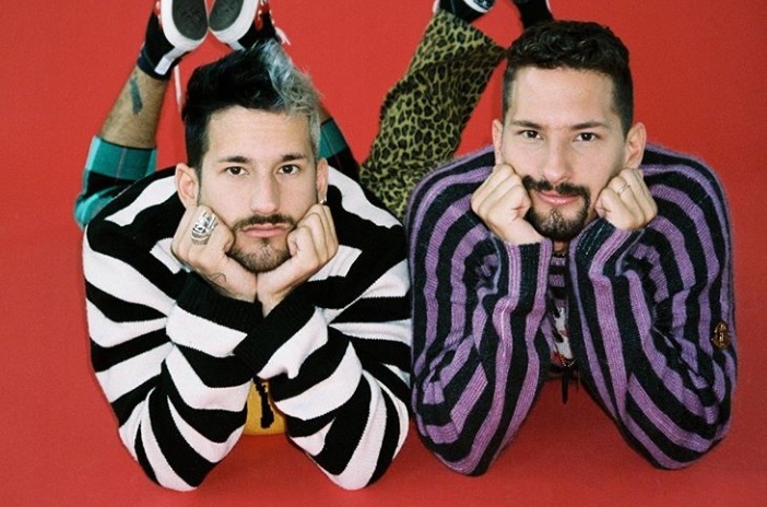 Live en TikTok con Mau y Ricky: "Hemos tenido novias que a mam&aacute; no le ca&iacute;an bien"