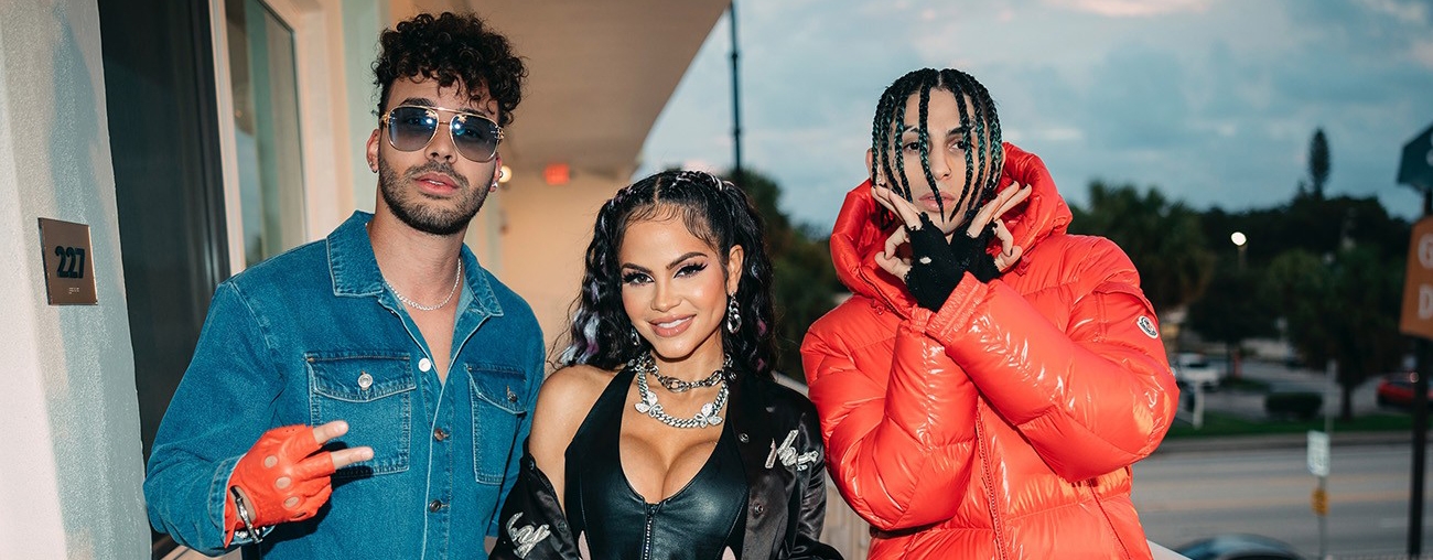 Khea estrena el remix de &ldquo;Ayer me llam&oacute; mi ex&rdquo;