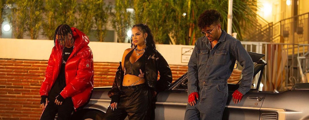 KHEA estren&oacute; el behind the scenes de "Ayer me llam&oacute; mi ex"