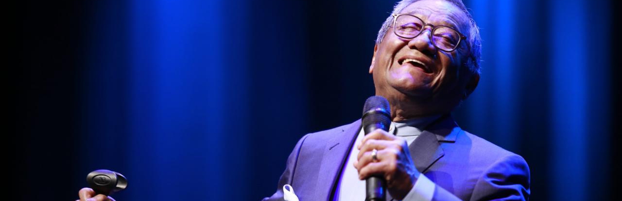 El &uacute;ltimo adi&oacute;s de los m&uacute;sicos para Armando Manzanero