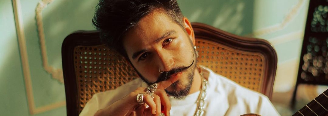 Camilo en TMH: &ldquo;Mis primeros pasos fueron en los hombros de mi pap&aacute; viendo las bandas de guerra pasar&rdquo;