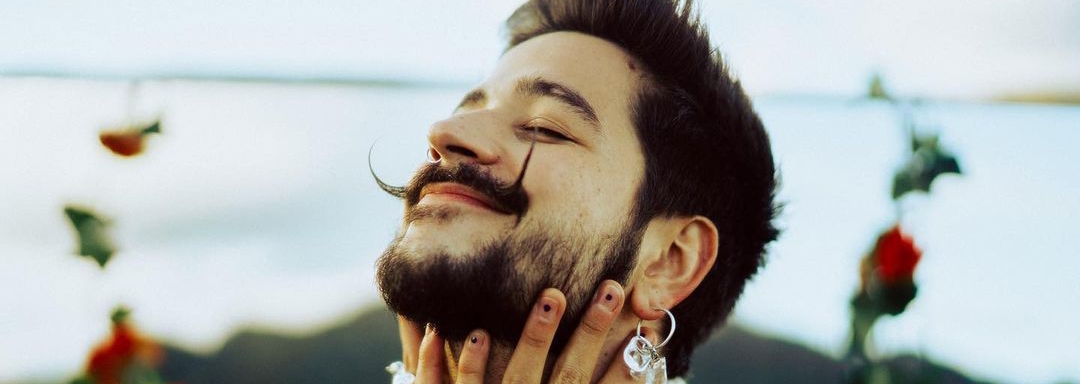 Camilo present&oacute; su segundo &aacute;lbum: "Mis Manos"