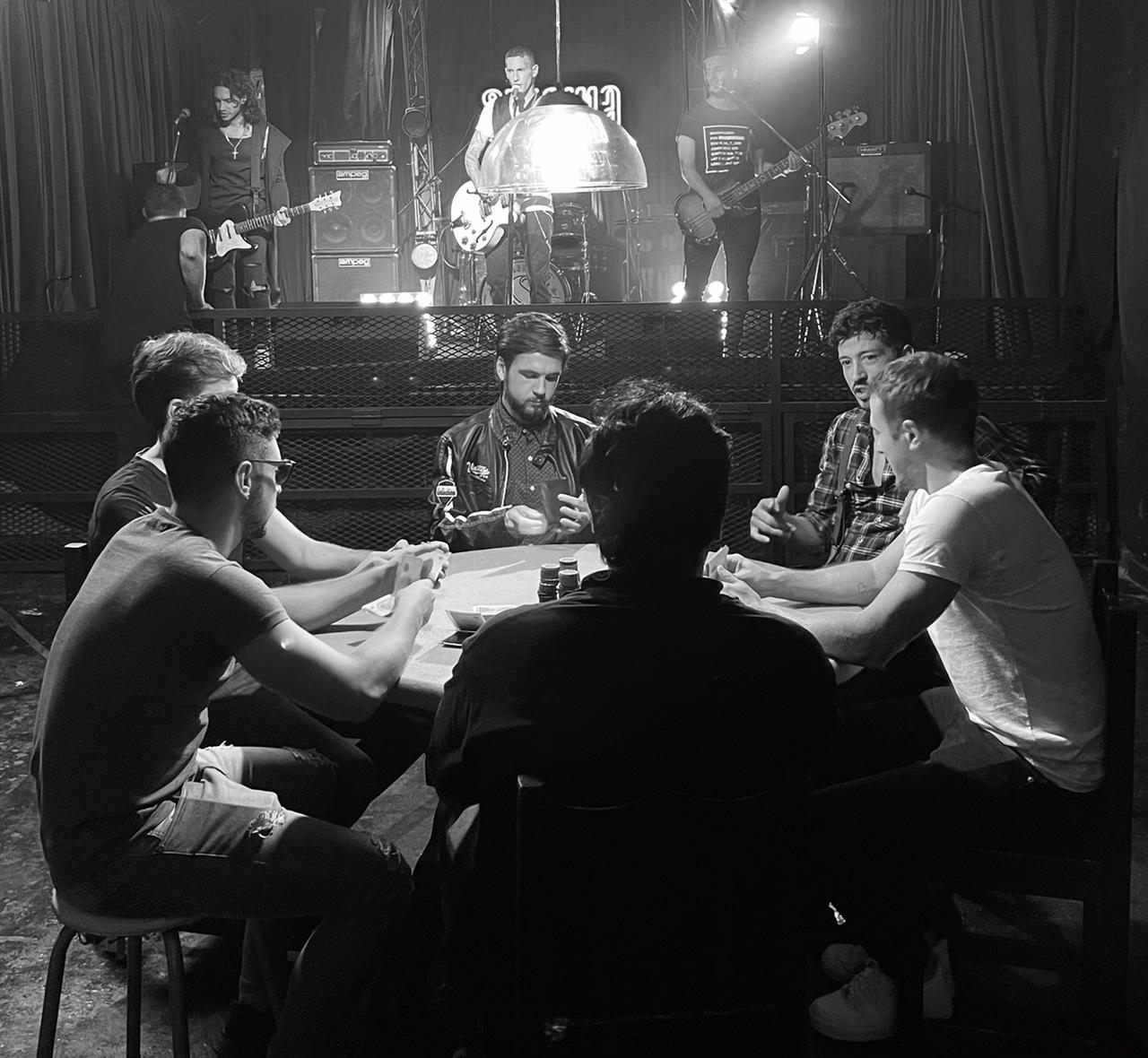 &iexcl;YA SALI&Oacute;! Sinema estren&oacute; su nuevo single y videoclip