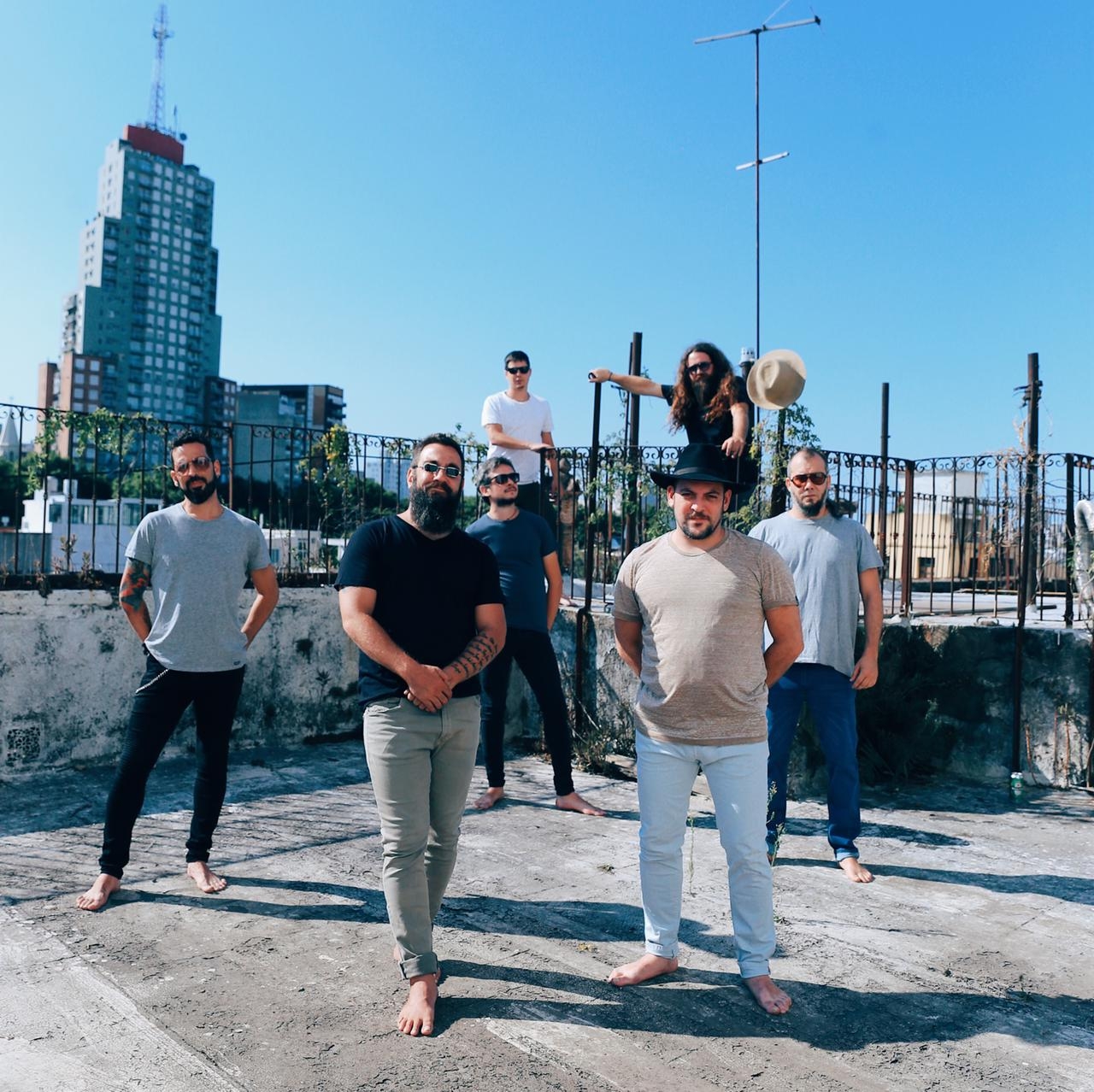 Las Pastillas del Abuelo habl&oacute; de todo con TMH &iexcl;en vivo por TikTok!