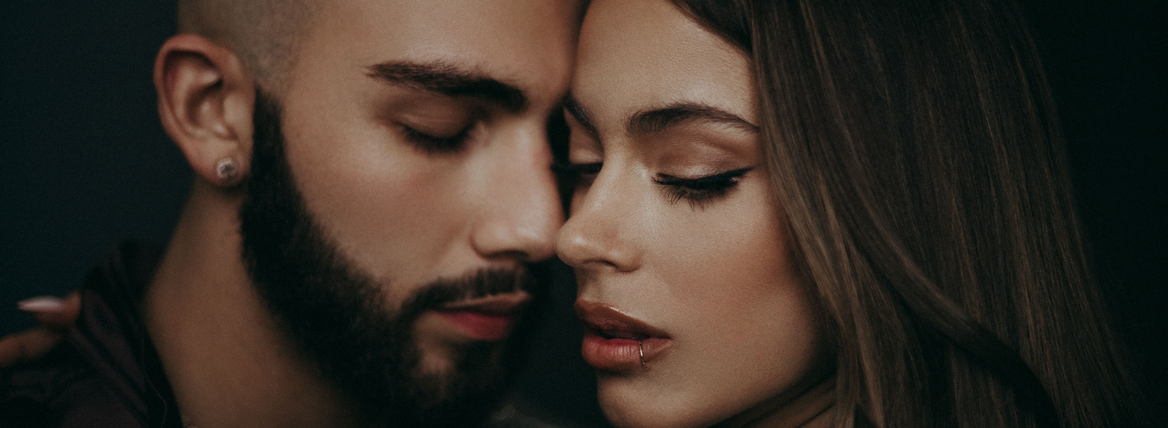 &iexcl;YA SALI&Oacute;! Tini y Manuel Turizo estrenaron "Maldita Foto"